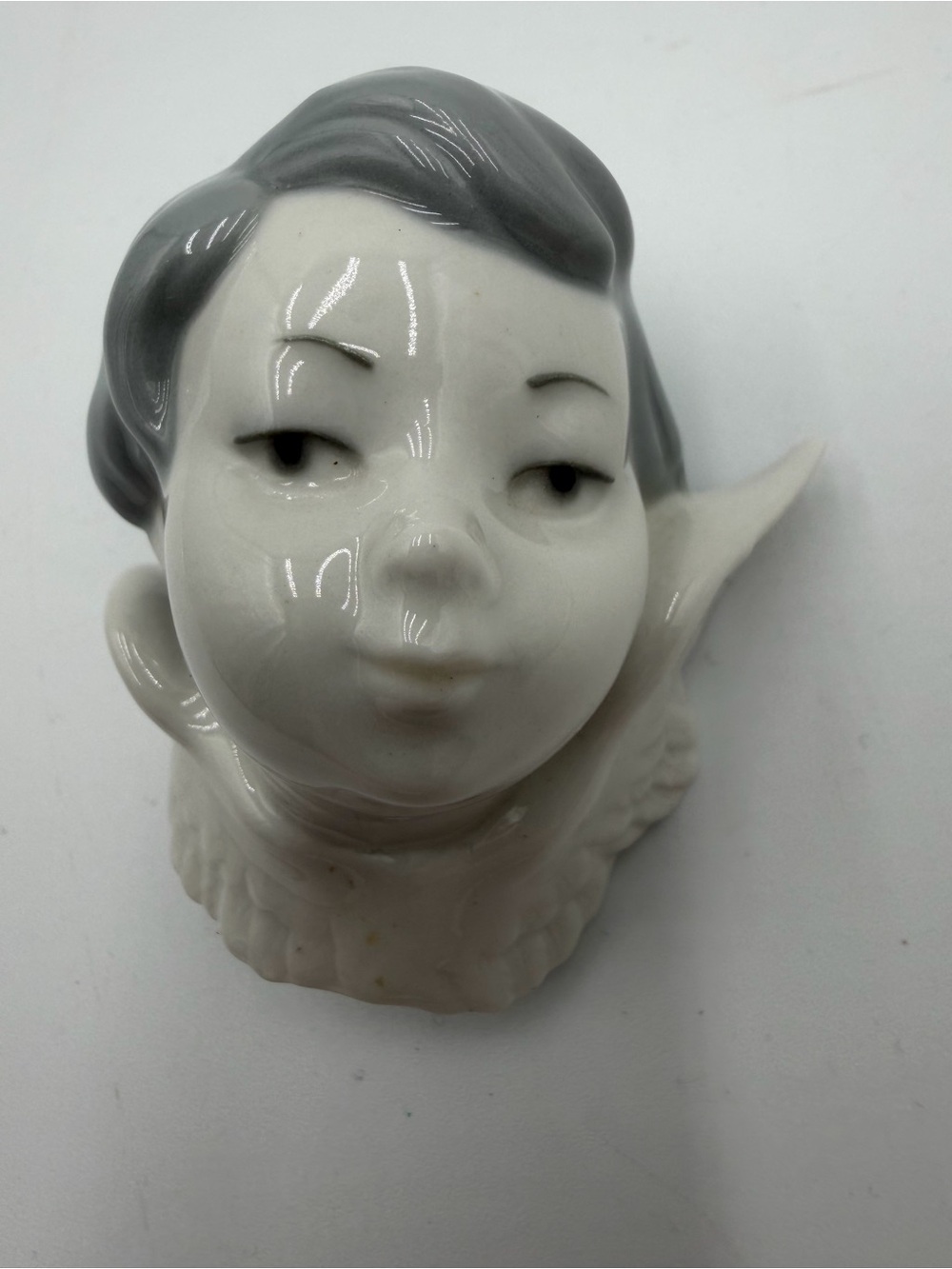 LLadro, Vintage Angel Head, 4886, No.3, Wall Mount Bust